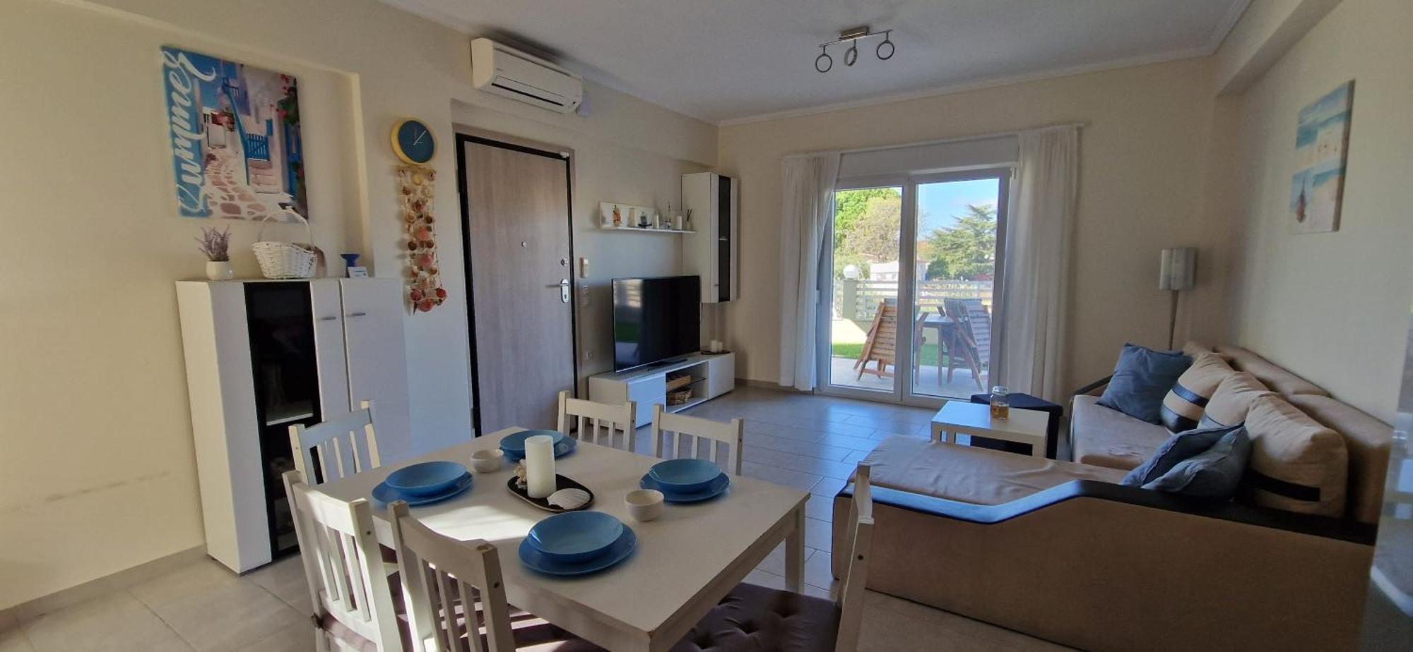 Mango Apartment Нікіті Екстер'єр фото