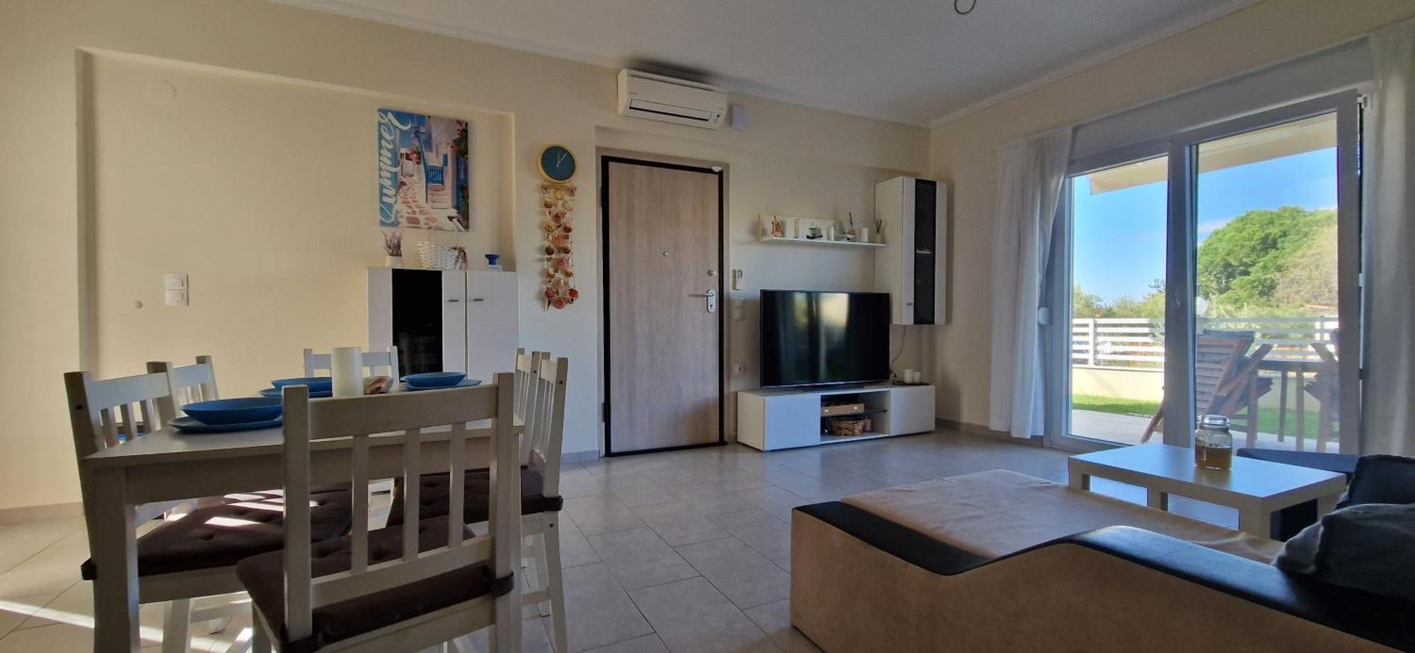 Mango Apartment Нікіті Екстер'єр фото