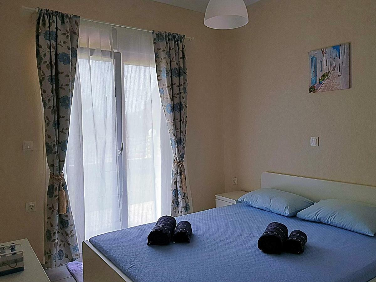 Mango Apartment Нікіті Екстер'єр фото